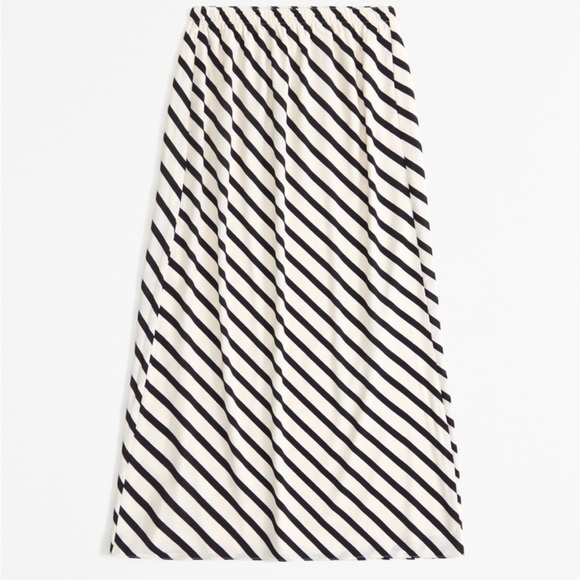 Faux silk maxi skirt - Picture 6 of 6